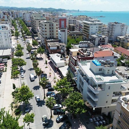 Hotel Vila Emes Durrës Buitenkant foto