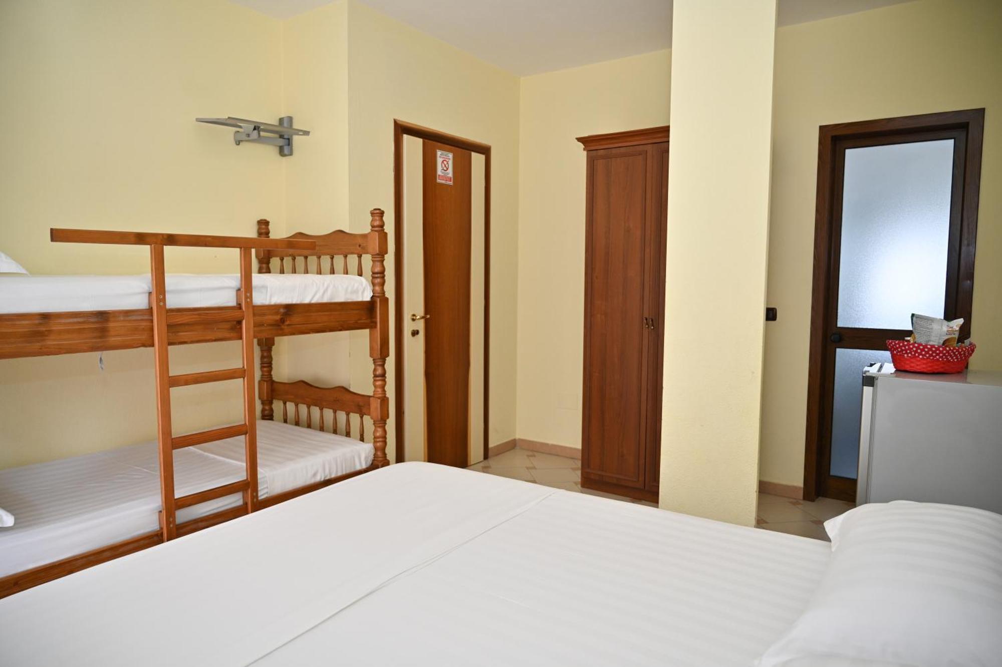 Hotel Vila Emes Durrës Kamer foto