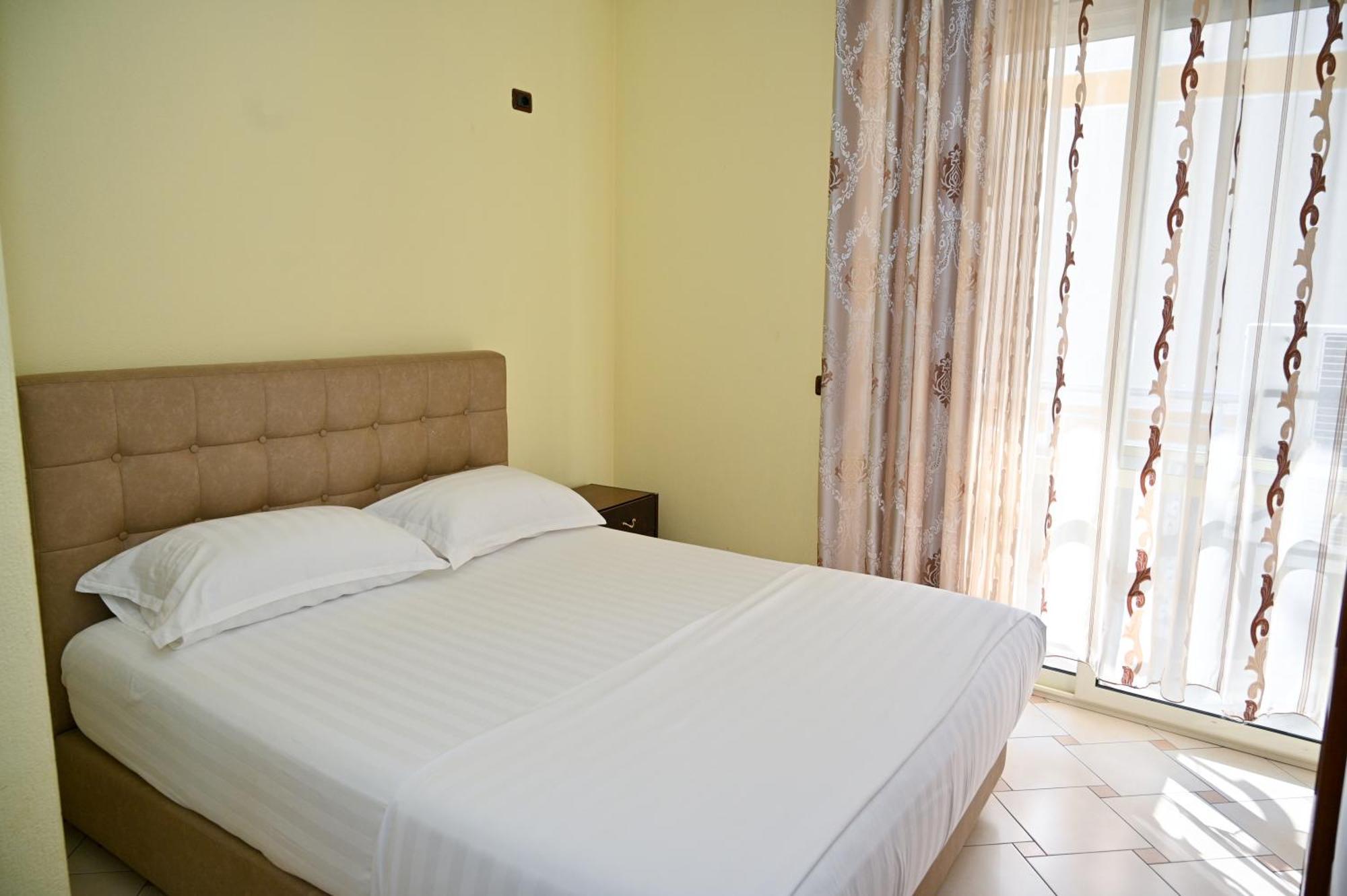 Hotel Vila Emes Durrës Kamer foto