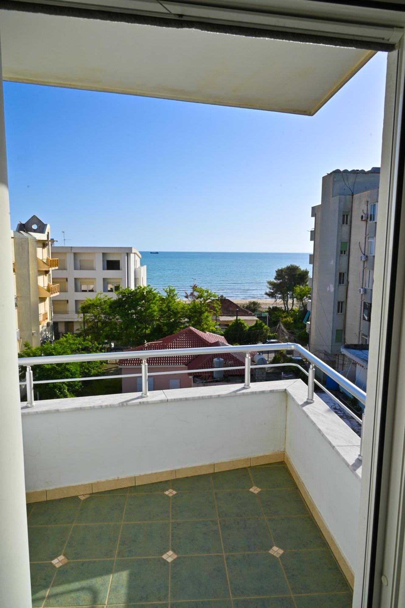 Hotel Vila Emes Durrës Buitenkant foto